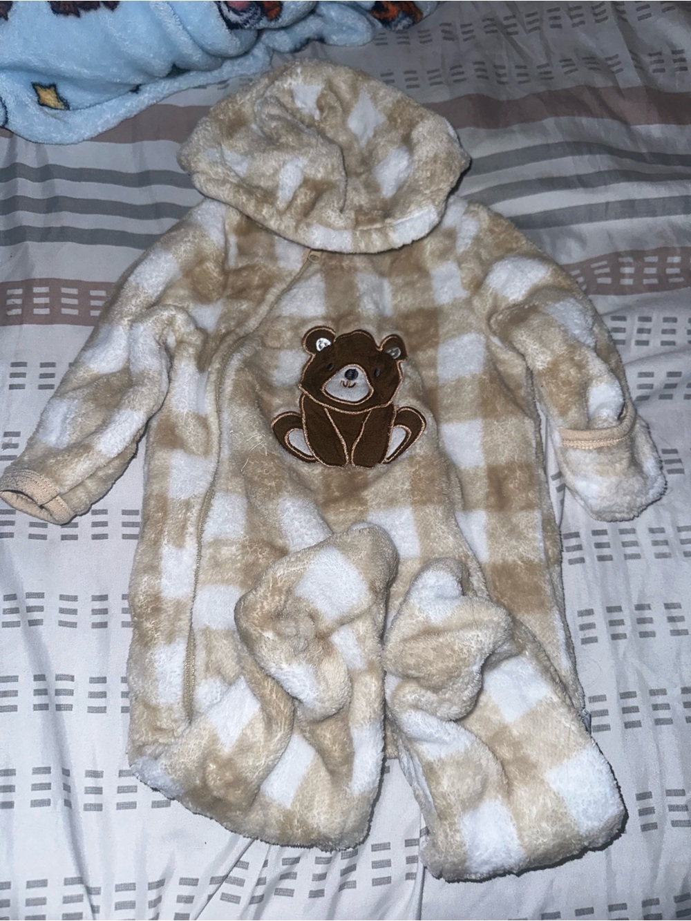 Plush Baby Bear One-Piece Bunting - Beige & White